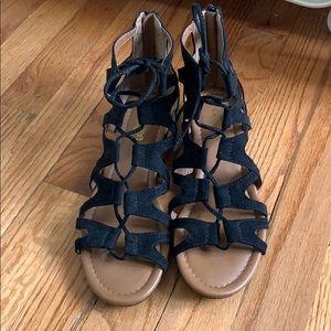 Vintage Black Lace Up Sandles